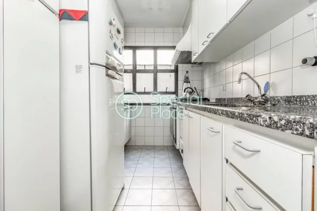 Imagem Ótimo apartamento com 135m² no Brooklin. Amplo living com varanda na copa das árvores, sala de ja...