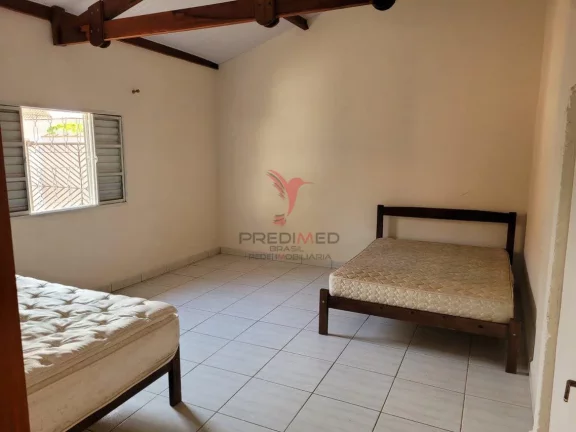 Imagem Vendo excelente Casa com 2 quartos e 2 banheiros, na Estância Turística de São Pedro – SP