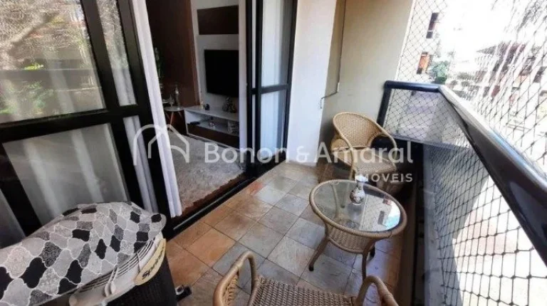 Imagem Ótimo apartamento reformado à venda no Taquaral com 3 quartos, sendo 1 suite, sala com ampla sacad...
