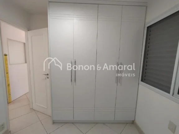 Imagem Localizada em um ambiente tranquilo, com apenas 59 residências, esta aconchegante e charmosa casa e...