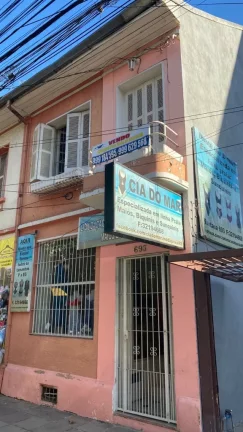 Imagem Casa à venda em Porto Alegre, Farroupilha, com 4 quartos, 102m2