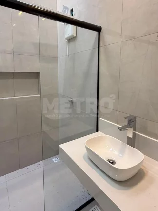 Imagem Casa à venda no Buona Vita com 3 suítes, closet, gourmet, piscina, Petrolina-PE