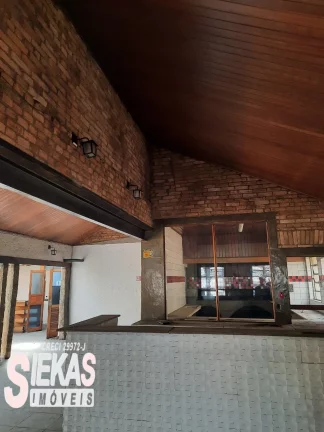 Imagem Salão Comercial de Alto Padrão para Locação na Penha de França, São Paulo-SP: 2 Salas, 5 Banheiros, 500m² de Área!