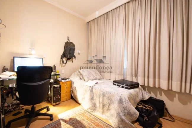 Imagem Apartamento em Higienopolis com 130m², 3 quartos ( 1 suíte ) e 1 vaga.