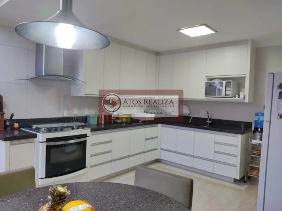Imagem Compre Casa térrea em Jardim Aeroporto Tamoios - São Paulo