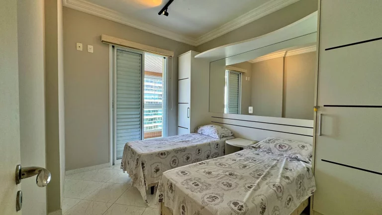 Imagem Apartamento com 3 dormitórios à venda, 113 m por R$ 3.900.000,00 - Riviera