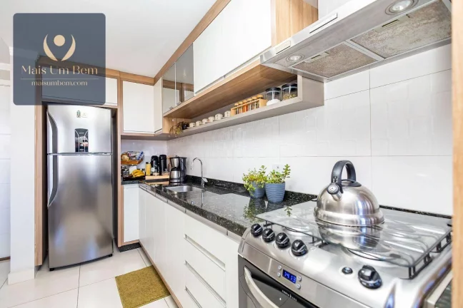 Imagem Apartamento com 2 quartos (1 suíte) à venda por R$ 555.000 - Novo Mundo - Curitiba/PR