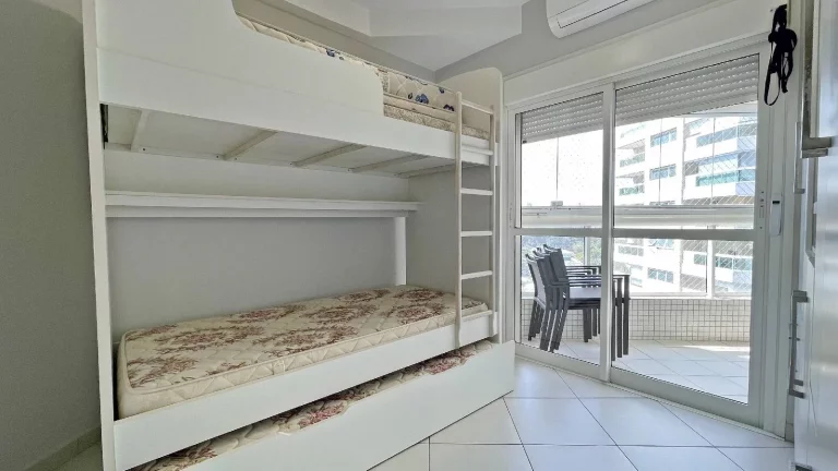 Imagem Apartamento com 4 dormitórios à venda, 134 m por R$ 4.500.000,00 - Riviera