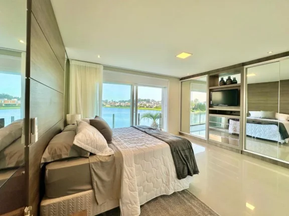 Imagem Casa em Condominio 5 Dormitórios - Bairro xangri-la