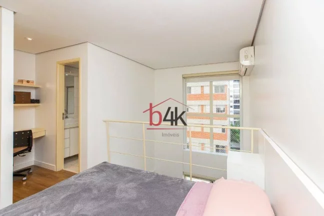 Imagem Apartamento Duplex à Venda em Moema