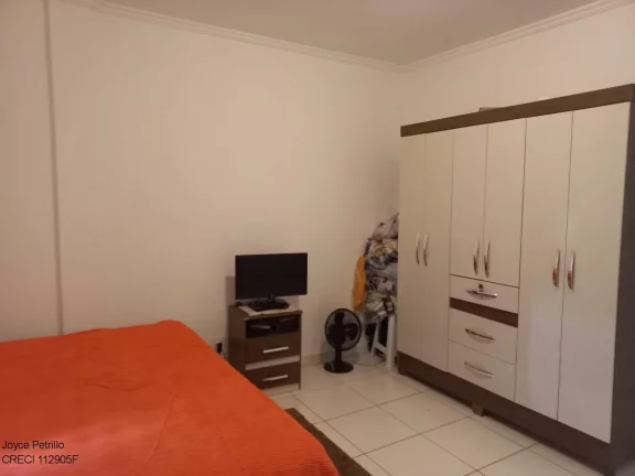 Imagem Vende-se Apartamento a 450m da Praia e no Centro de Peruíbe. Oportunidade!!!
