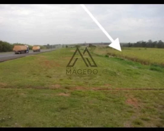 Imagem Área de 6.18 alqueires à Margem da Castello Branco - Cesário Lange/SP