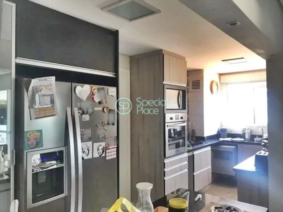 Imagem Amplo apartamento à venda com 2 quartos, sendo 2 suítes, e 3 banheiros no total. Este apartamento ...