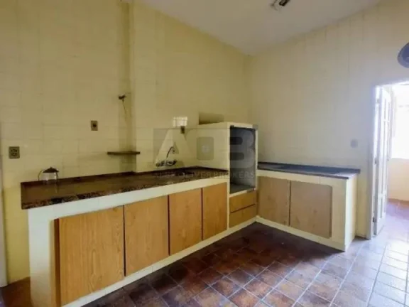 Imagem Apartamento à venda em Copacabana, 233m2, 4 quartos, 1 Vaga, na Bolívar.