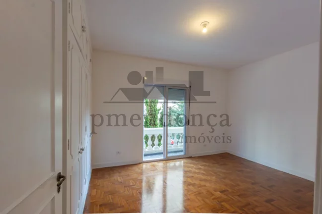 Imagem Apartamento ao lado Praça Buenos Aires com 200m², 3 quartos (1 suíte) e 1 vaga.