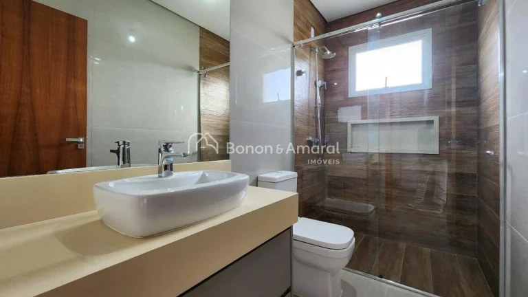 Imagem Casa de condominio a venda em Campinas no Aborais..

Linda e imponente residência, recém construí...