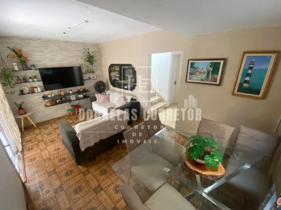 Imagem Casa Espaçosa com 6 Quartos e 2 Suítes à Venda por R$ 600 Mil