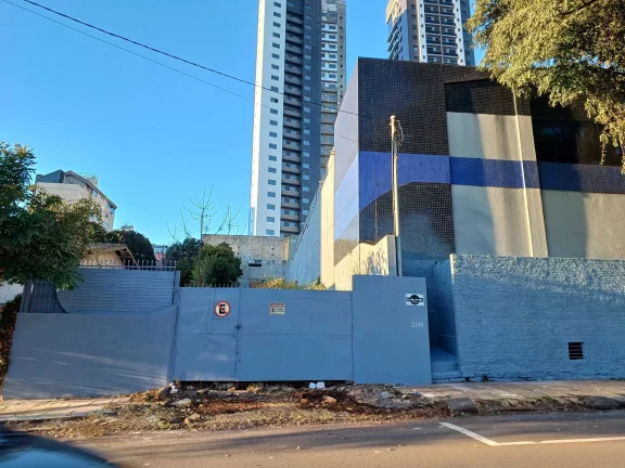 Imagem Pavilhão Industrial/Comercial com 1800,00m² – Centro de Passo Fundo (RS)