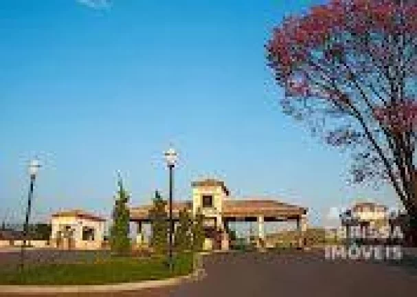 Imagem Terreno á venda com 840 m2 no Condomínio Campos de Santo Antônio II com infraestrutura completa em Itu SP