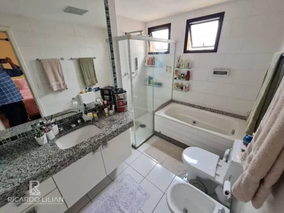 Imagem "Residência de Luxo na Pompéia: 3 Suítes, Varanda Gourmet e Lazer Exclusivo!"