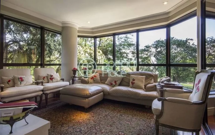Imagem Luxuoso Apartamento de Alto Padrão em região nobre. Fácil acesso transporte coletivo e as margina...