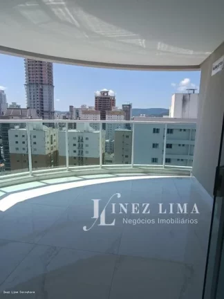Imagem Alto Padrão para Venda em Itapema, meia praia, 3 dormitórios, 3 suítes, 4 banheiros, 2 vagas