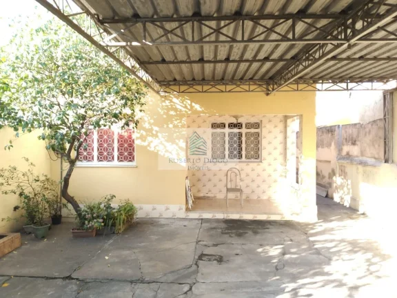 Oportunidade Imperdível: Casa à Venda em São João de Meriti-RJ, no Bairro Agostinho Porto - 3 quartos, 1 banheiro, 3 vagas, 92m².