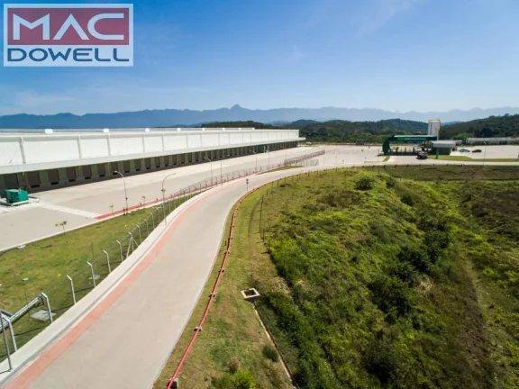 Imagem Galpão de 4.032 m² em condomínio logístico - Duque de Caxias/RJ