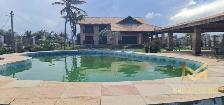 Imagem Casa pé na areia com 6 suítes à venda, 394 m² por R$ 3.000.000 - Morro Branco - Beberibe/CE