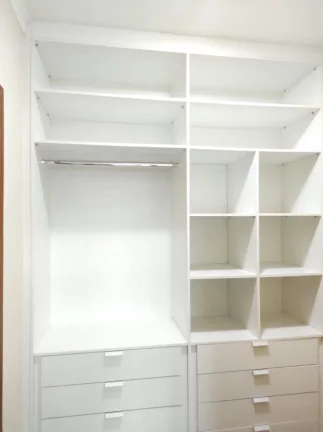 Imagem Casa em Condomínio com 03 suítes para Locação em Valinhos