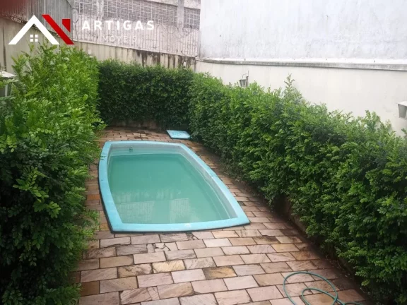 Imagem Sobrado á venda ou locação na Rua Cambará Vila Bertiga 350m²