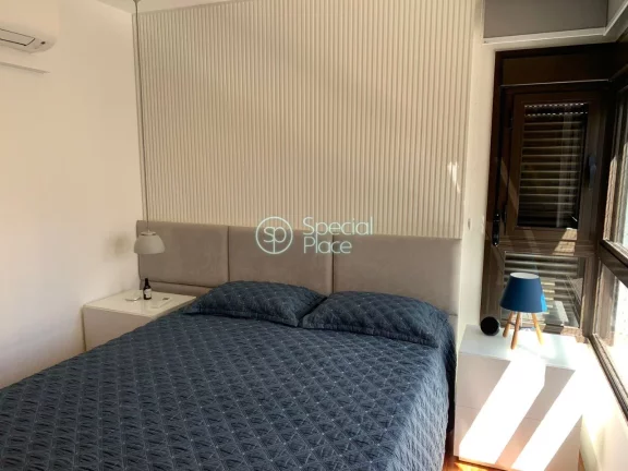 Imagem Lindo apartamento, 156 metros, 03 Suítes, 03 vagas de garagem, depósito. Muito amplo com bastante ...