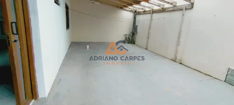 Imagem ALUGUEL Anual de Casa Semi-mobiliado com 3 dormitórios em Bairro Gravatá-Navegantes-SC