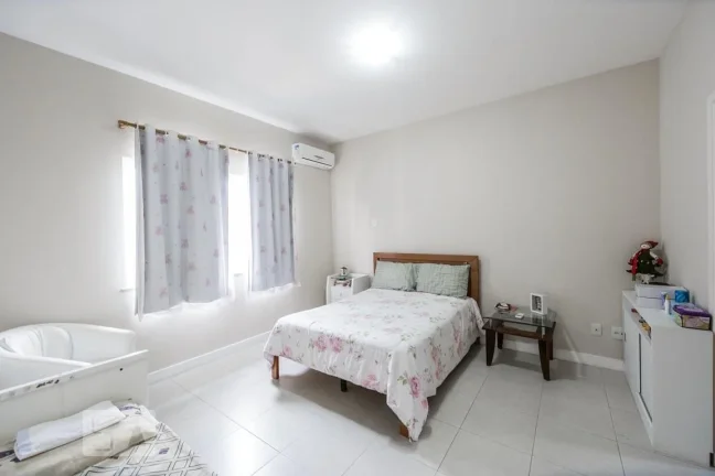 Imagem Casa à Venda - Vargem Pequena, 4 Quartos, 300 m2