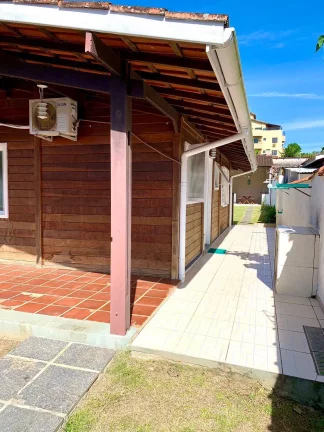 Imagem Excelente casa na praia das Toninhas