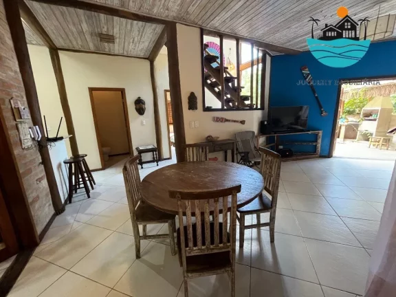 Imagem Casa em Juquehy para Alugar Anual Condomínio fechado com 4 suítes, 300m da praia, piscina coletiva, churrasqueira privativa | Juquehy Imobiliária