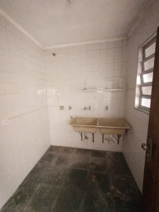 Imagem Sobrado com 3 dormitórios à venda, 184 m² por R$ 595.000,00 - Jardim Las Vegas - Santo André/SP