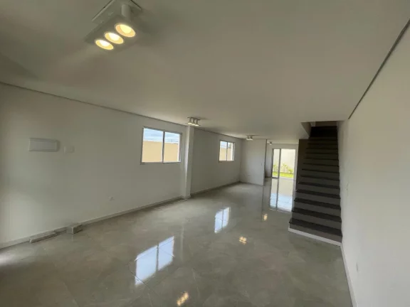 Imagem Casa de 3 Suítes, Bairro Nova Jaguari em Santana de Parnaíba