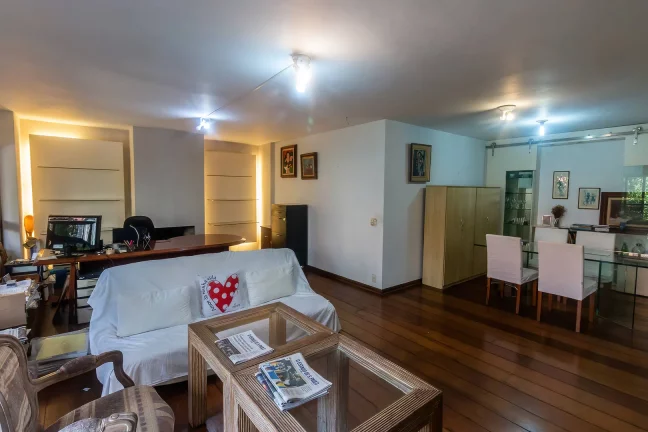 Imagem Apartamento de Alto Padrão para Locação na Rua Itacema.