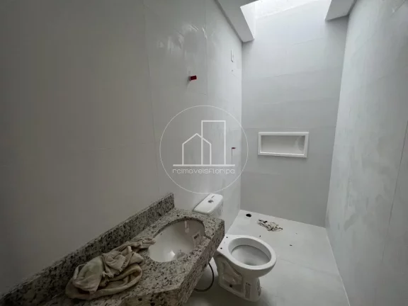 Imagem Casa / Sobrado para Venda em Florianópolis / SC no bairro São João do Rio Vermelho