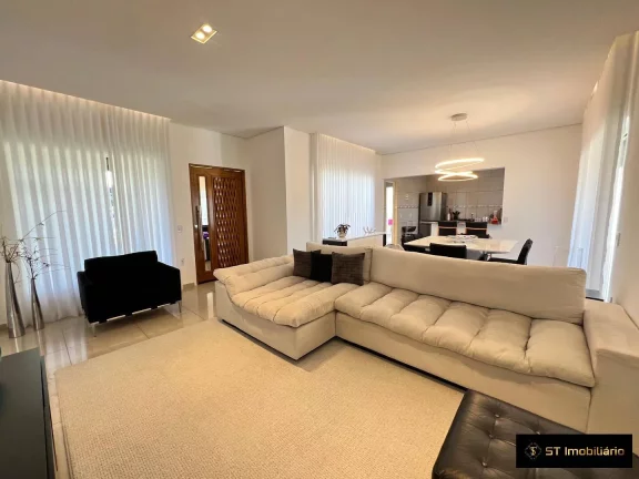 Imagem Casa à venda em Condomínio na região de Atibaia/SP - R$1.850.000!
