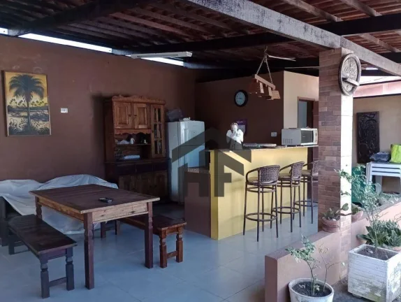 Imagem Casa à venda, com 3 quartos sendo 2 suites, com edícula, localizada no Janga, Paulista - PE.