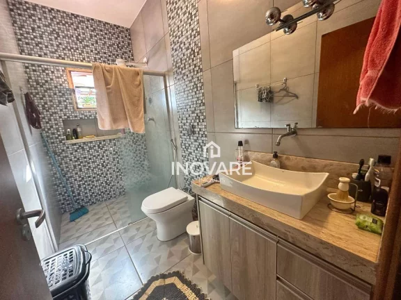 Imagem Casa com 3 dormitórios à venda, 265 m² por R$ 700.000,00 - Village Imperial - Itumbiara/GO