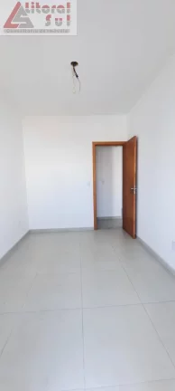 Imagem Apartamento à venda em Praia Grande-SP, bairro Ocian! 1 quarto, 1 sala, 1 vaga de garagem e 49m² de área!