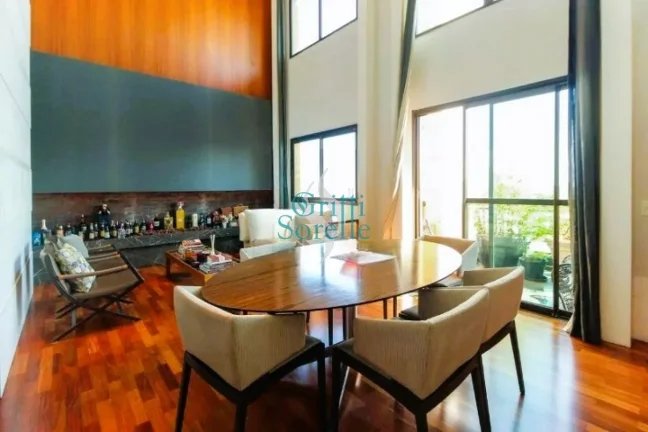 Imagem Cobertura Duplex Mobiliada à venda em Jardim Paulista - São Paulo/SP.