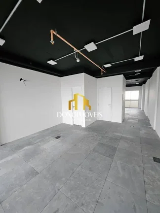 Imagem Sala - andar alto- *Vista para Santo André e São Bernardo - Com Piso elevado, infra estrutura de a...