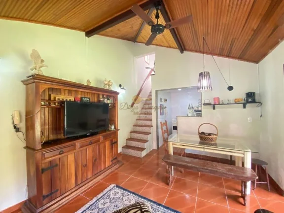 Imagem Casa em Condomínio para Venda em Teresópolis / RJ no bairro Albuquerque