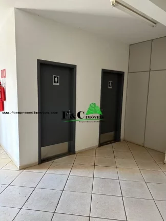 Imagem Galpão para Locação em Limeira, Área Rural de Limeira, 3 dormitórios, 3 banheiros