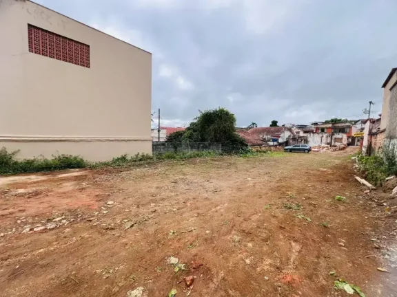 Imagem Ótimo lote à venda no bairro São José – 674m2 em excelente localização!