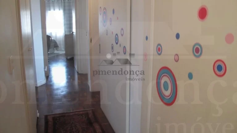 Imagem Apartamento à venda na Vila Madalena com 4 quartos (1 suíte ) e 2 vagas, 201m2